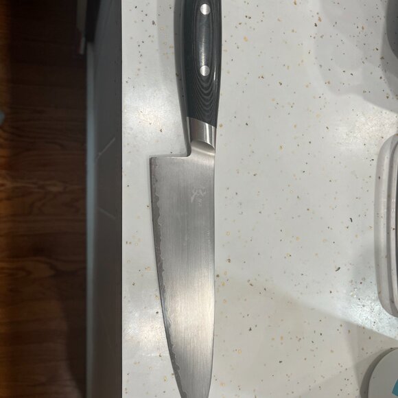 Yaxell Mon 8" Chef's Knife - Picture 2 of 5